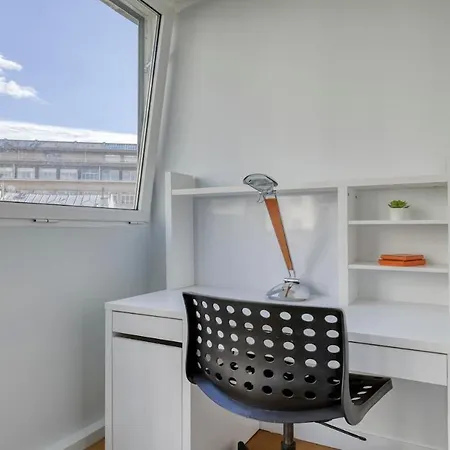 Apartment Spacious Contemporary Flat In The 15th - Mid-t Paris