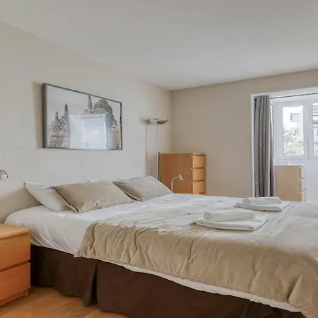 Spacious Contemporary Flat In The 15th - Mid-t * פריז